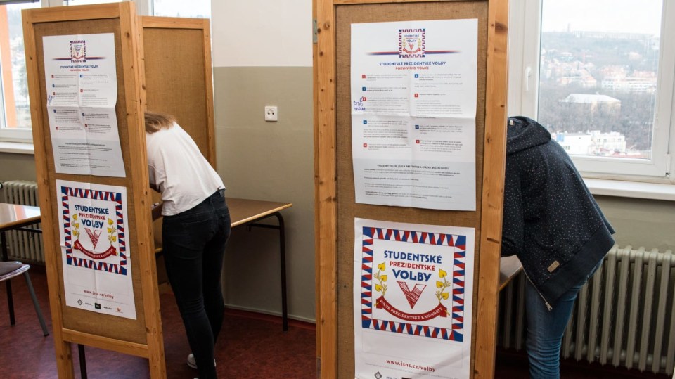 U studentů by prezidentské volby vyhrál Jiří Drahoš